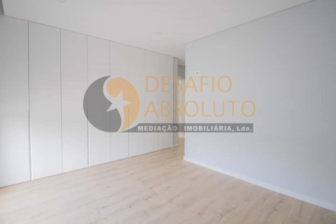 Moradia T3 para Venda em Fernao Ferro Foto 7