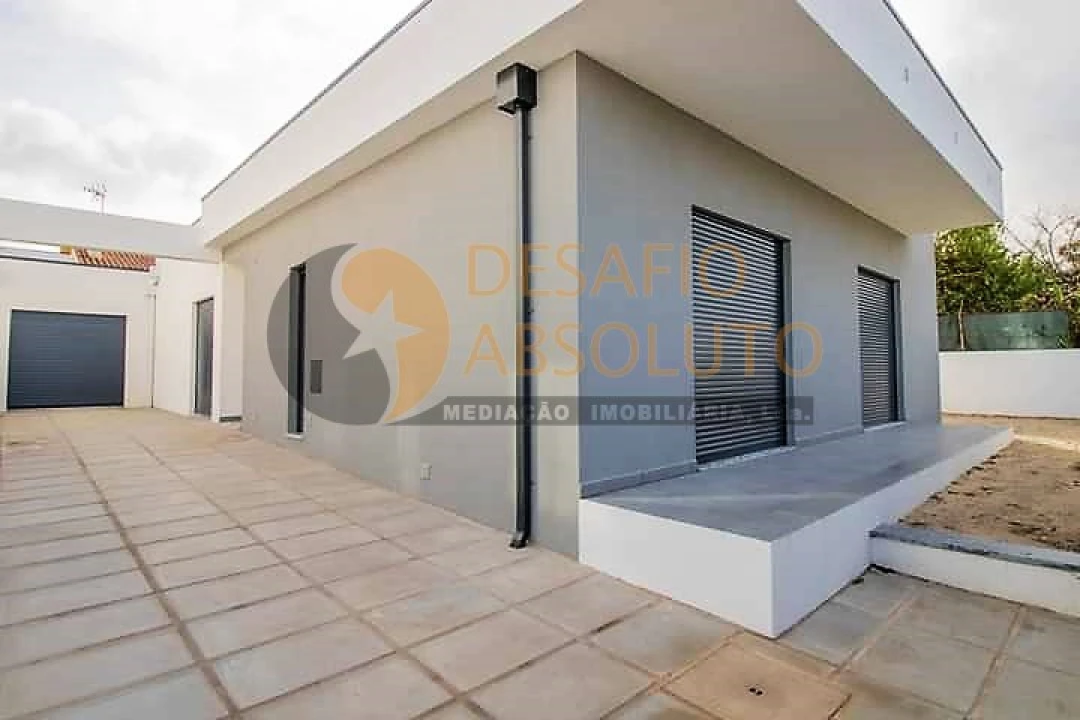 Moradia T3 para Venda em Fernao Ferro Foto 14