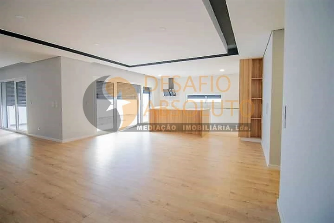 Moradia T3 para Venda em Fernao Ferro Foto 2