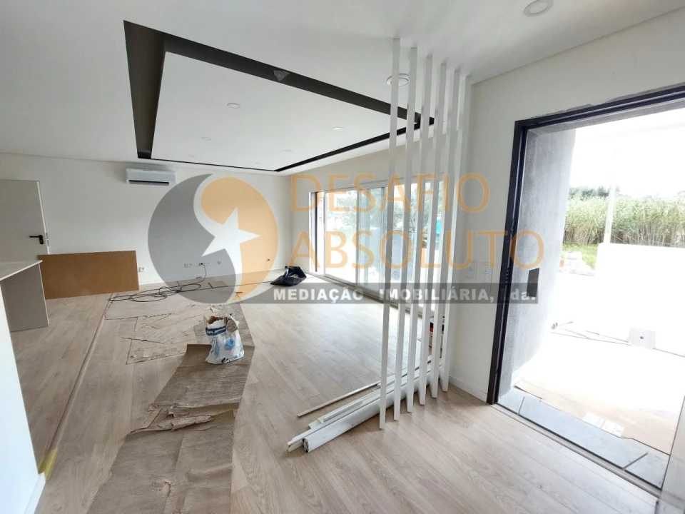 Moradia T3 para Venda em Fernao Ferro Foto 5