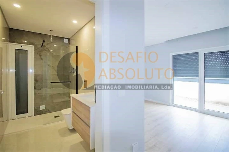 Moradia T3 para Venda em Fernao Ferro Foto 5