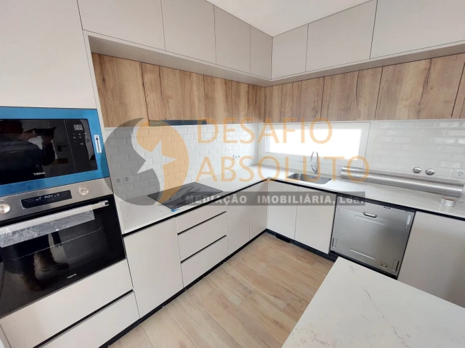 Moradia T3 para Venda em Fernao Ferro Foto 10