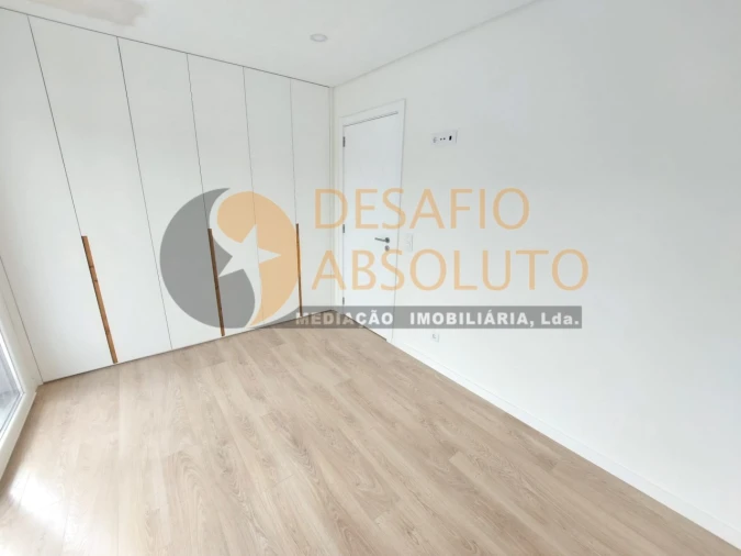 Moradia T3 para Venda em Fernao Ferro Foto 26