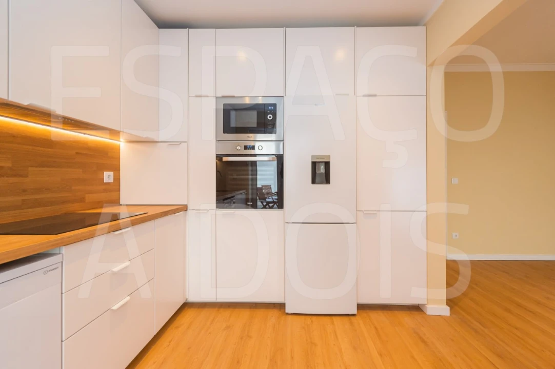 Apartamento T2 para Arrendamento em Ajuda Foto 11