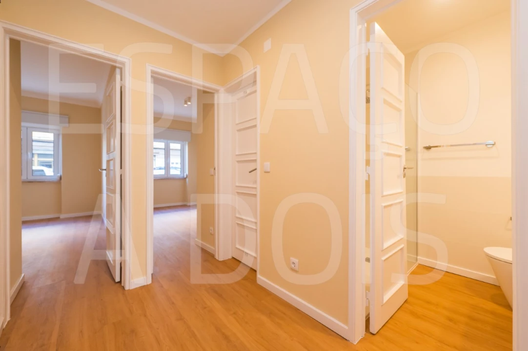 Apartamento T2 para Arrendamento em Ajuda Foto 38