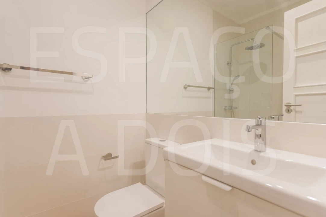 Apartamento T2 para Arrendamento em Ajuda Foto 39