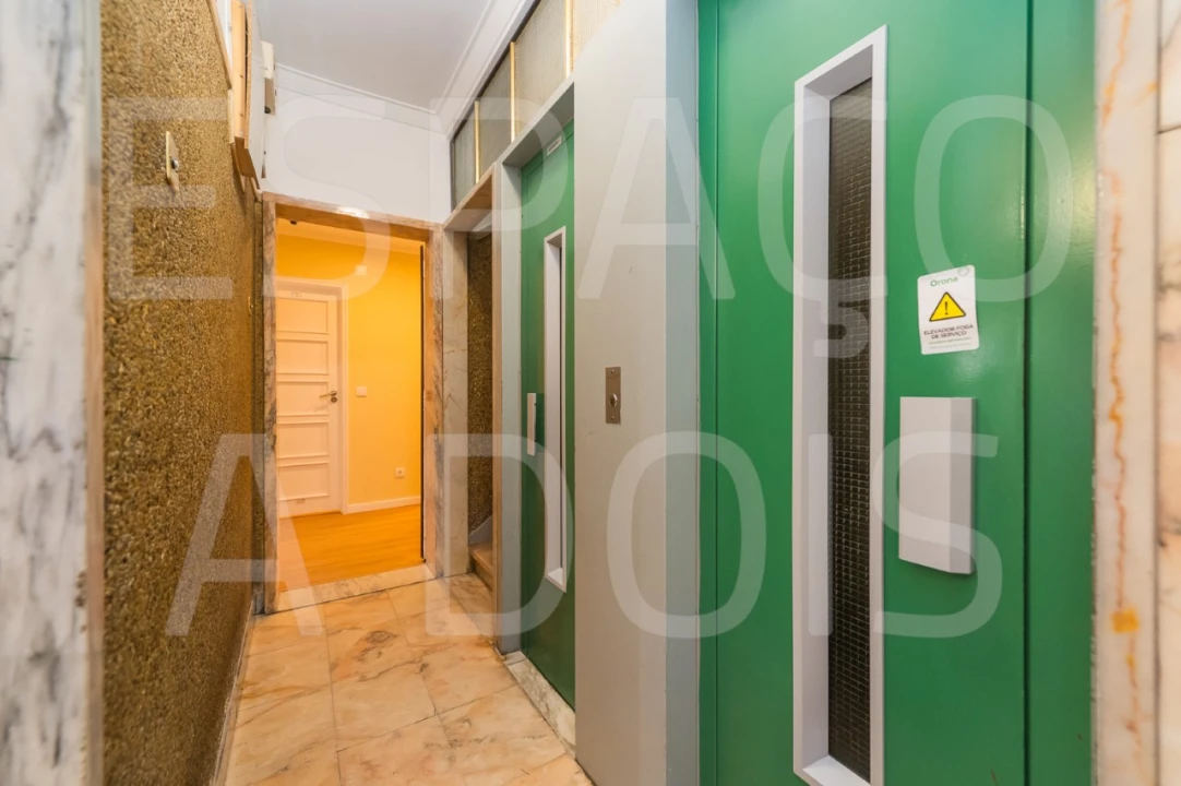 Apartamento T2 para Arrendamento em Ajuda Foto 44