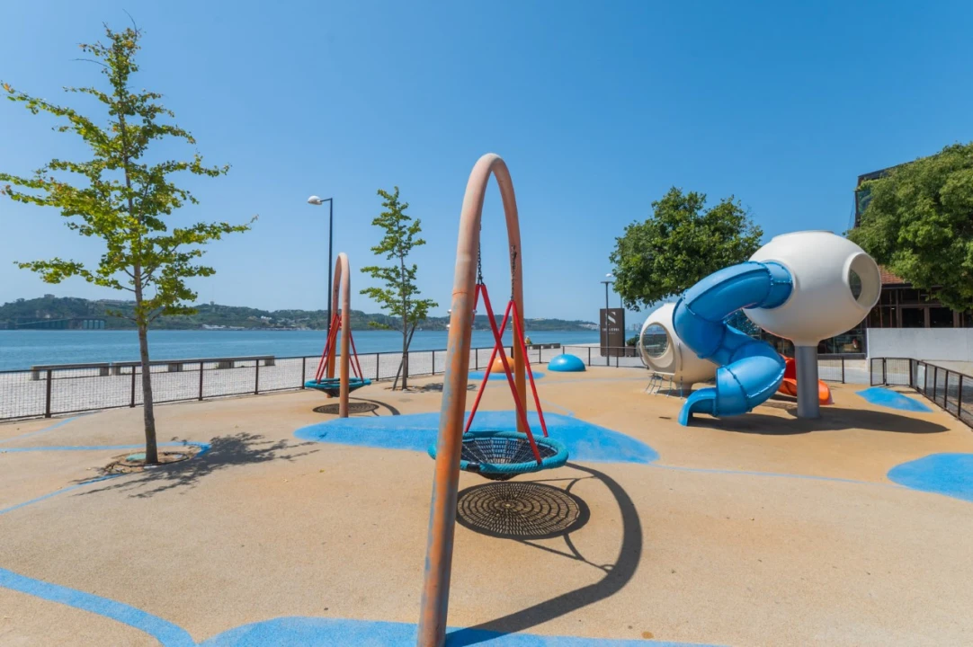 Apartamento T2 para Arrendamento em Ajuda Foto 52