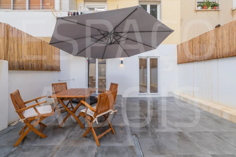 Apartamento T2 para Arrendamento em Ajuda Foto 18