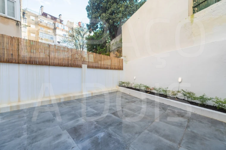 Apartamento T2 para Arrendamento em Ajuda Foto 23