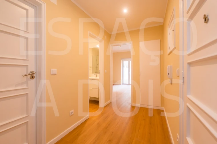 Apartamento T2 para Arrendamento em Ajuda Foto 25