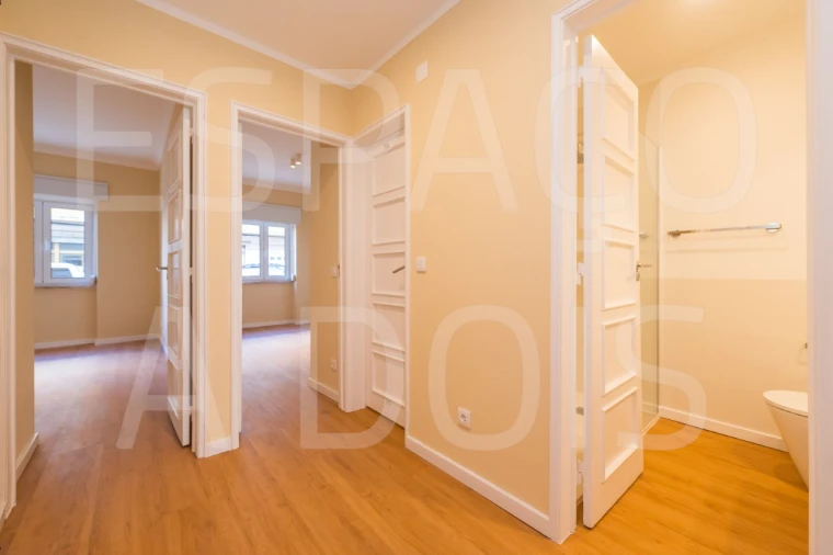 Apartamento T2 para Arrendamento em Ajuda Foto 38