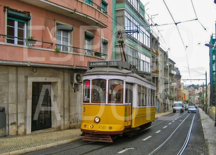 Apartamento T2 para Arrendamento em Ajuda Foto 47
