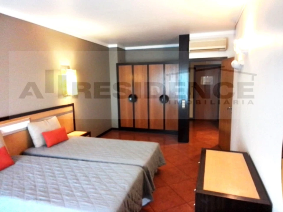 Apartamento T2 para Venda em Albufeira e Olhos de Água Foto 9