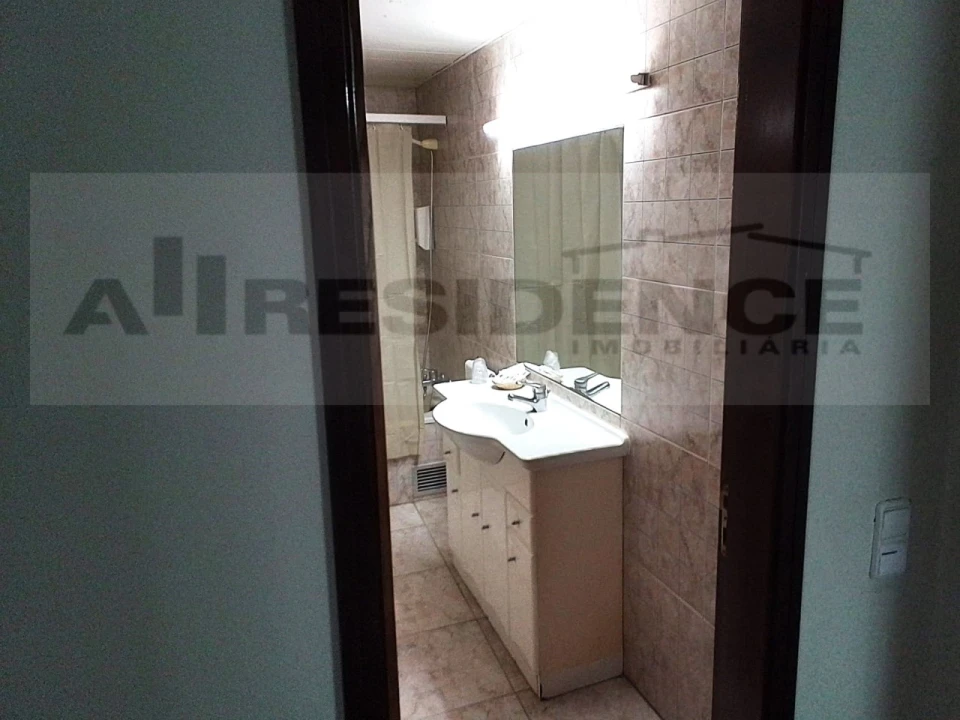Apartamento T2 para Venda em Albufeira e Olhos de Água Foto 36