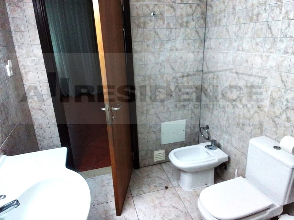 Apartamento T2 para Venda em Albufeira e Olhos de Água Foto 40