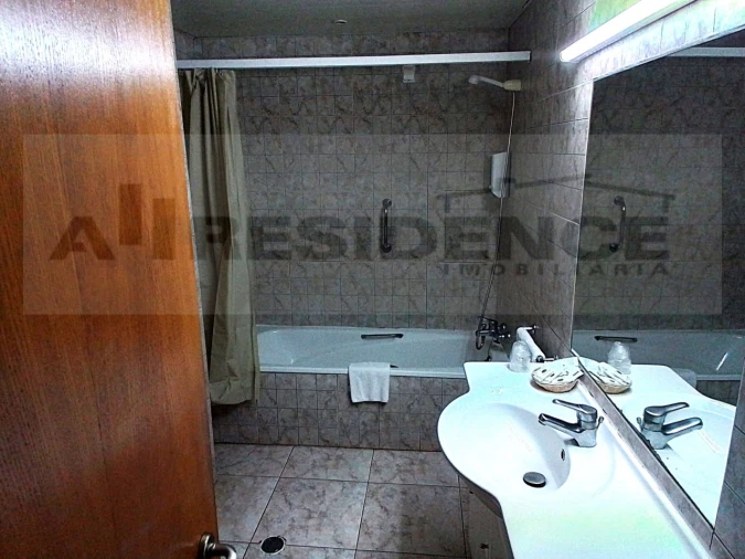 Apartamento T2 para Venda em Albufeira e Olhos de Água Foto 37