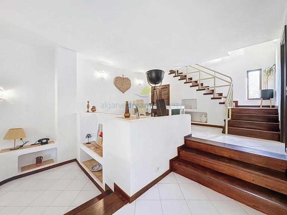 Moradia T3 para Venda em Albufeira e Olhos de Água Foto 33