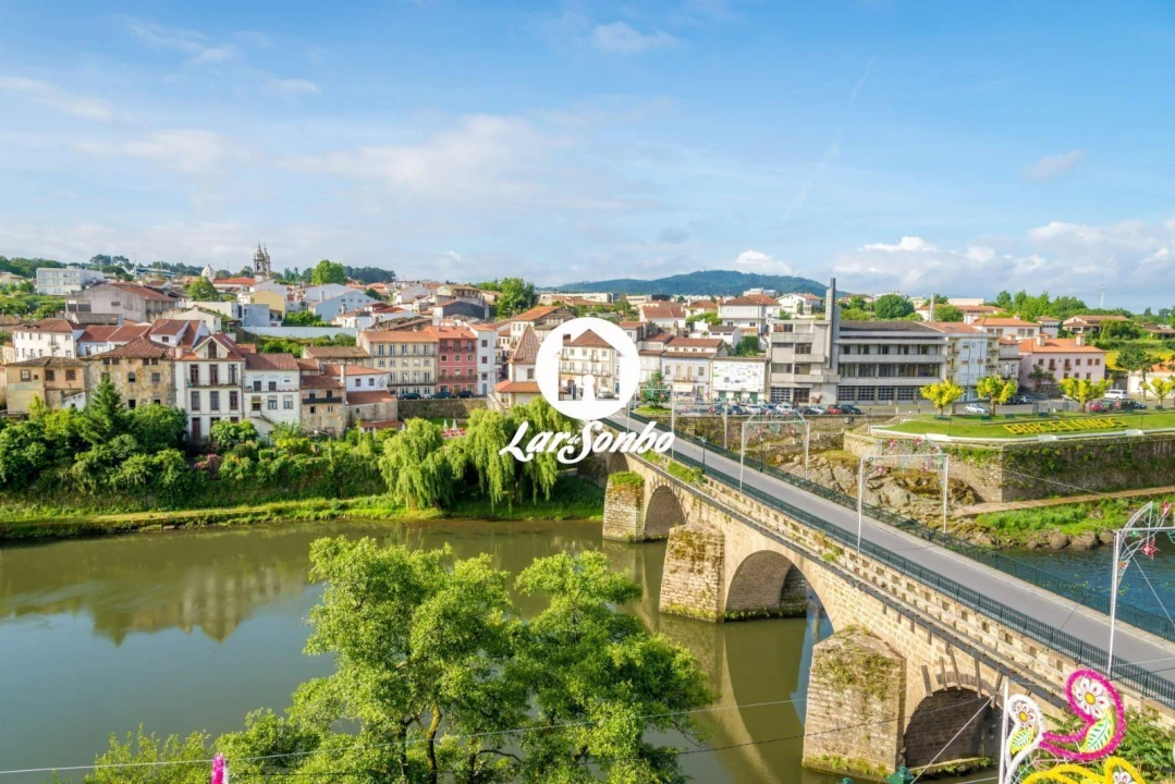 Moradia T3 para Venda em Roriz Foto 29