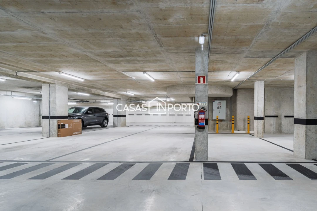 Apartamento T4 para Venda em Mafamude e Vilar do Paraíso Foto 48