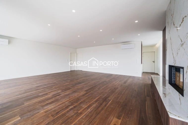 Apartamento T4 para Venda em Mafamude e Vilar do Paraíso Foto 19
