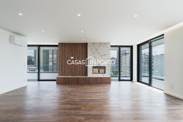 Apartamento T4 para Venda em Mafamude e Vilar do Paraíso Foto 15