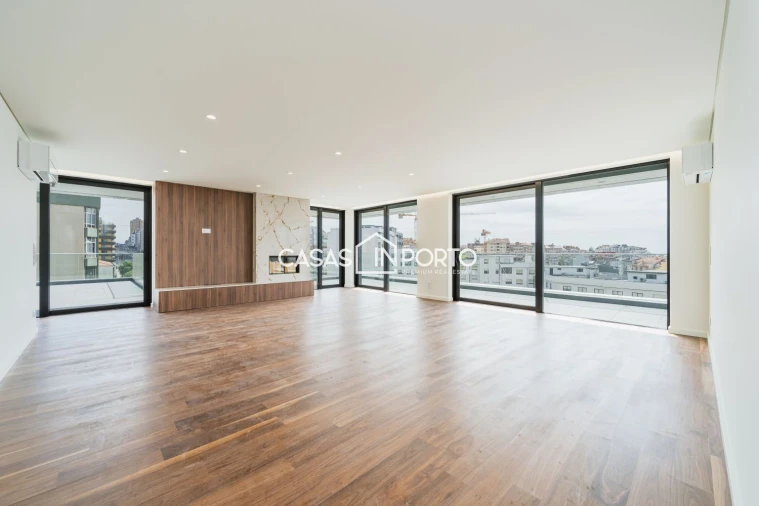 Apartamento T4 para Venda em Mafamude e Vilar do Paraíso Foto 16