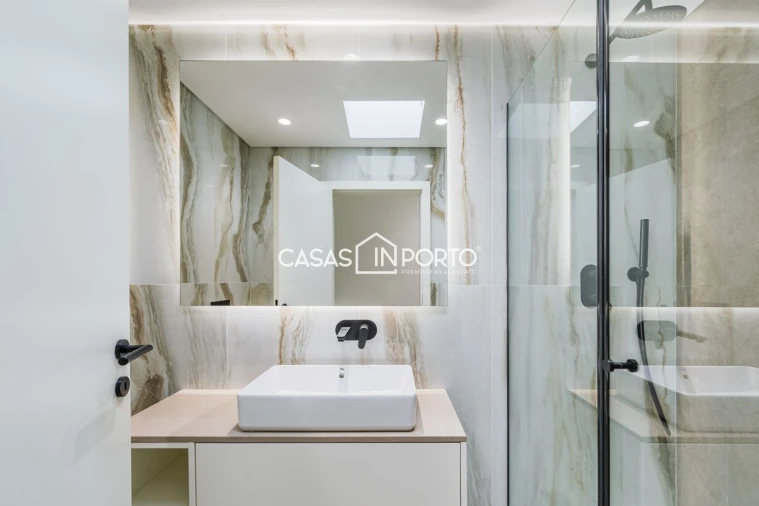 Apartamento T4 para Venda em Mafamude e Vilar do Paraíso Foto 43