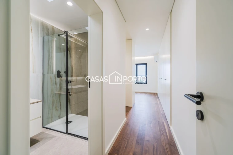 Apartamento T4 para Venda em Mafamude e Vilar do Paraíso Foto 42