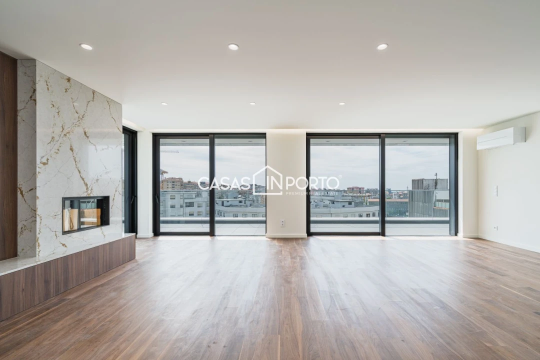 Apartamento T4 para Venda em Mafamude e Vilar do Paraíso Foto 17