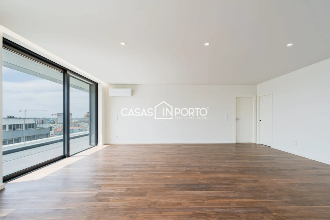 Apartamento T4 para Venda em Mafamude e Vilar do Paraíso Foto 18