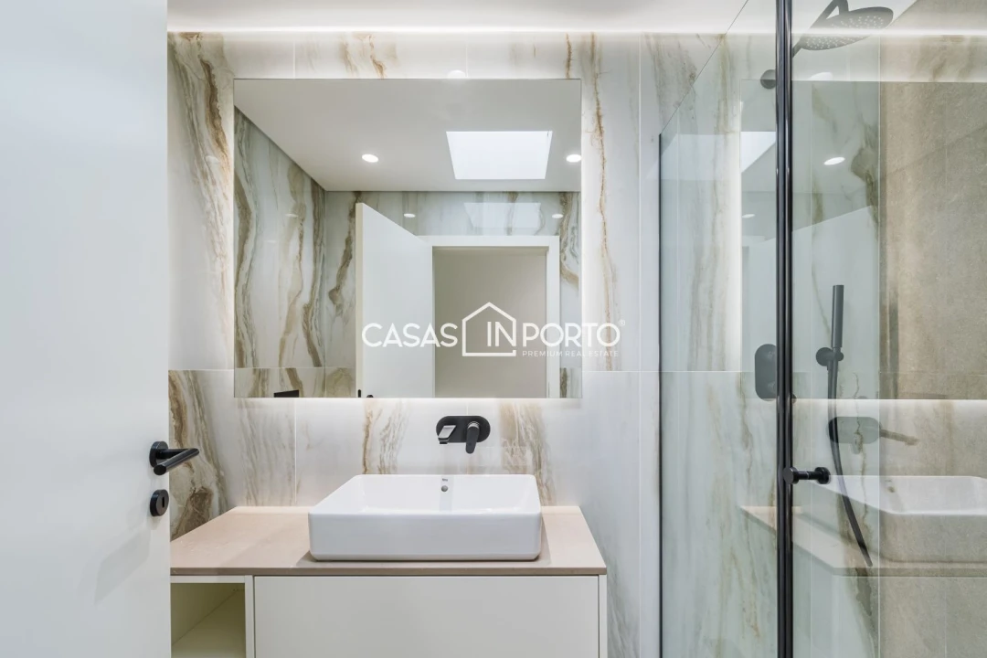 Apartamento T4 para Venda em Mafamude e Vilar do Paraíso Foto 43