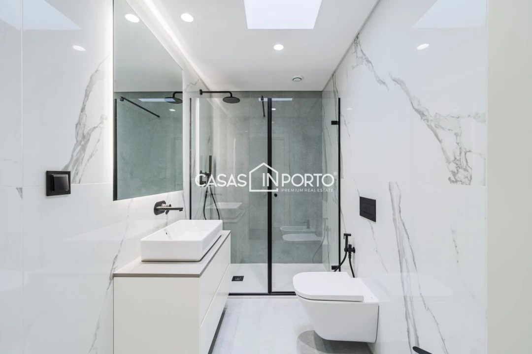 Apartamento T4 para Venda em Mafamude e Vilar do Paraíso Foto 37