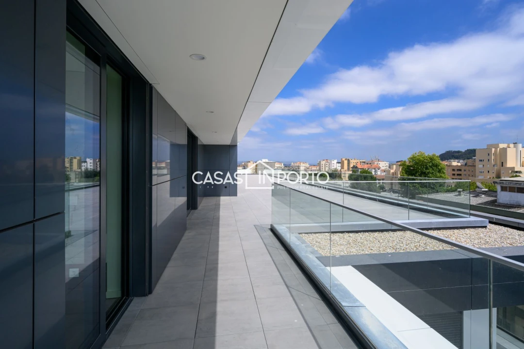 Apartamento T4 para Venda em Mafamude e Vilar do Paraíso Foto 7