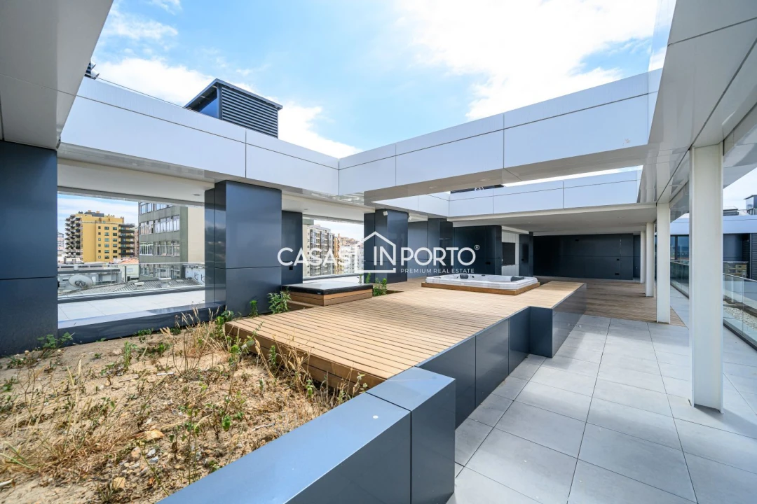 Apartamento T4 para Venda em Mafamude e Vilar do Paraíso Foto 13