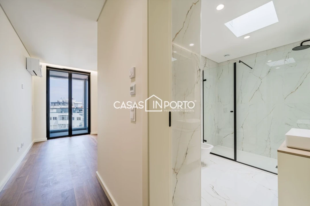 Apartamento T4 para Venda em Mafamude e Vilar do Paraíso Foto 30