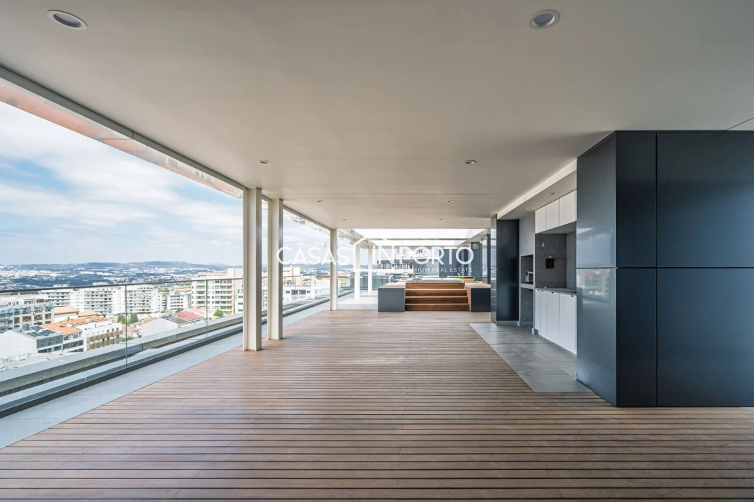 Apartamento T4 para Venda em Mafamude e Vilar do Paraíso Foto 1