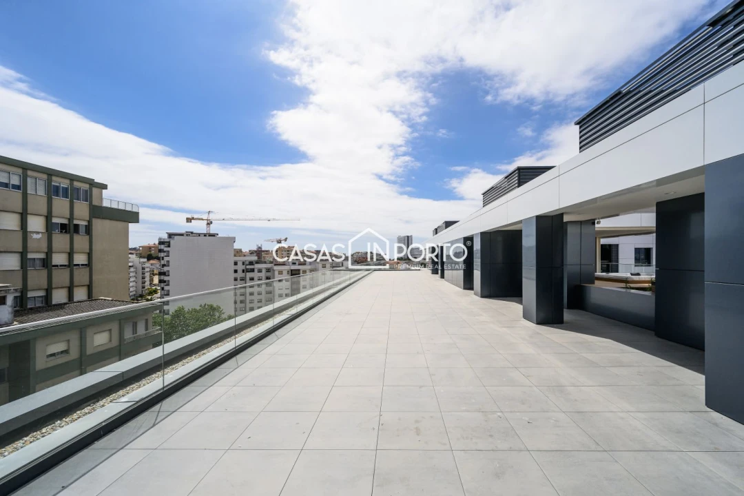 Apartamento T4 para Venda em Mafamude e Vilar do Paraíso Foto 14