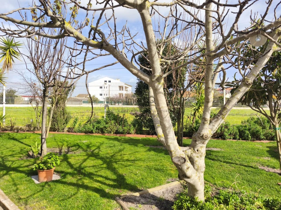 Apartamento T3 para Venda em Samora Correia Foto 48