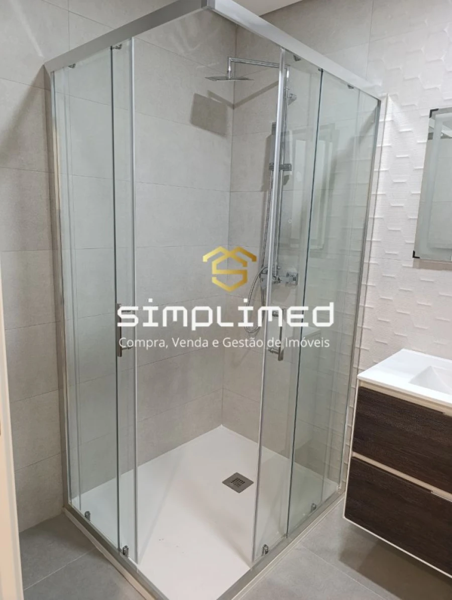 Apartamento T3 para Venda em Covilhã e Canhoso Foto 34