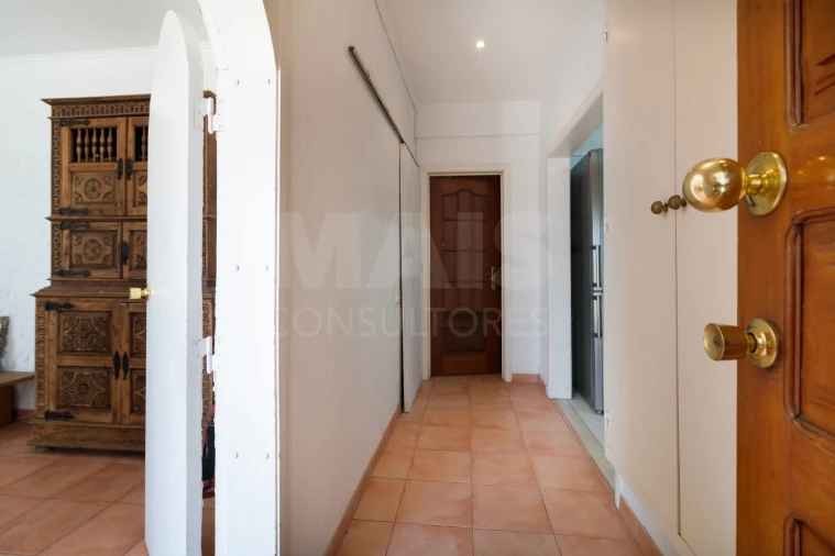 Apartamento T4 para Venda em Mina de Água Foto 11