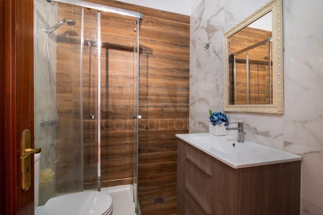 Apartamento T4 para Venda em Mina de Água Foto 2