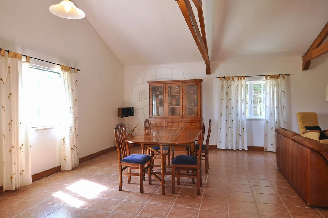 Moradia T4 para Venda em Santo Quintino Foto 15