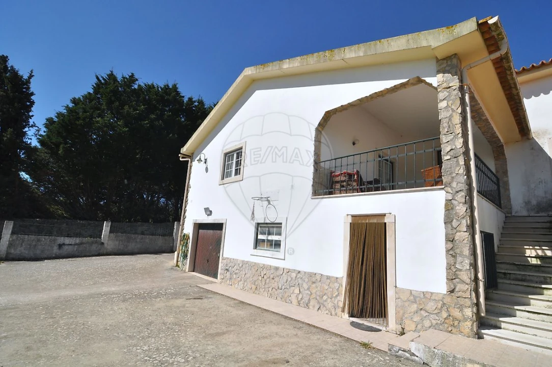 Moradia T4 para Venda em Santo Quintino Foto 23