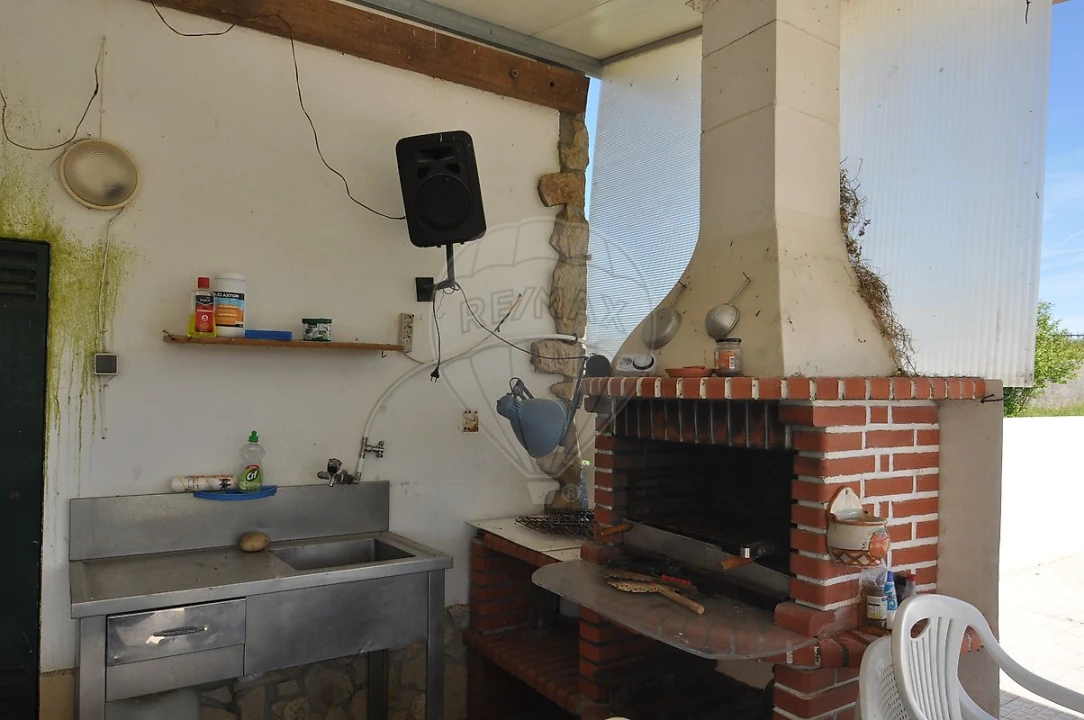 Moradia T4 para Venda em Santo Quintino Foto 26