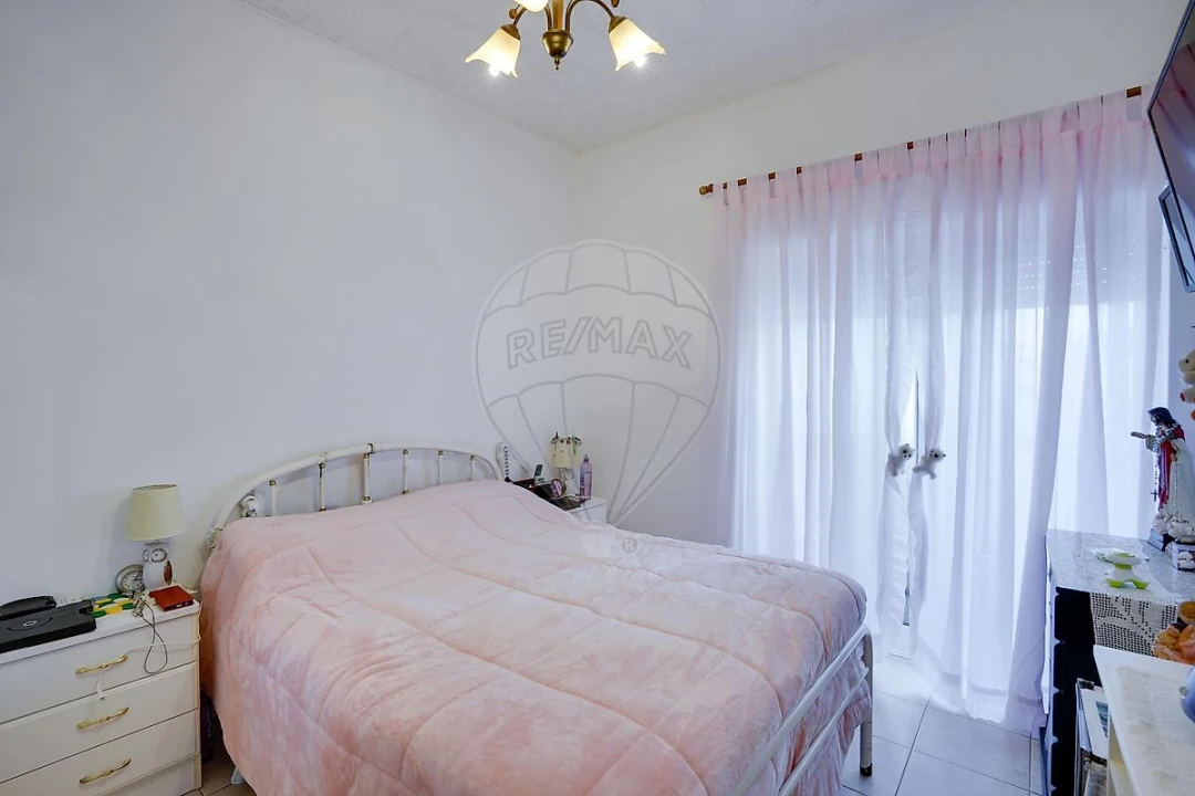 Apartamento T2 para Venda em Alhandra, São João dos Montes e Calhandriz Foto 3