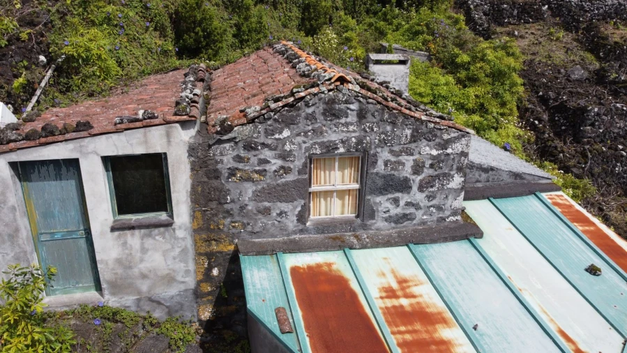 Moradia T1 para Venda em Lajes do Pico Foto 19