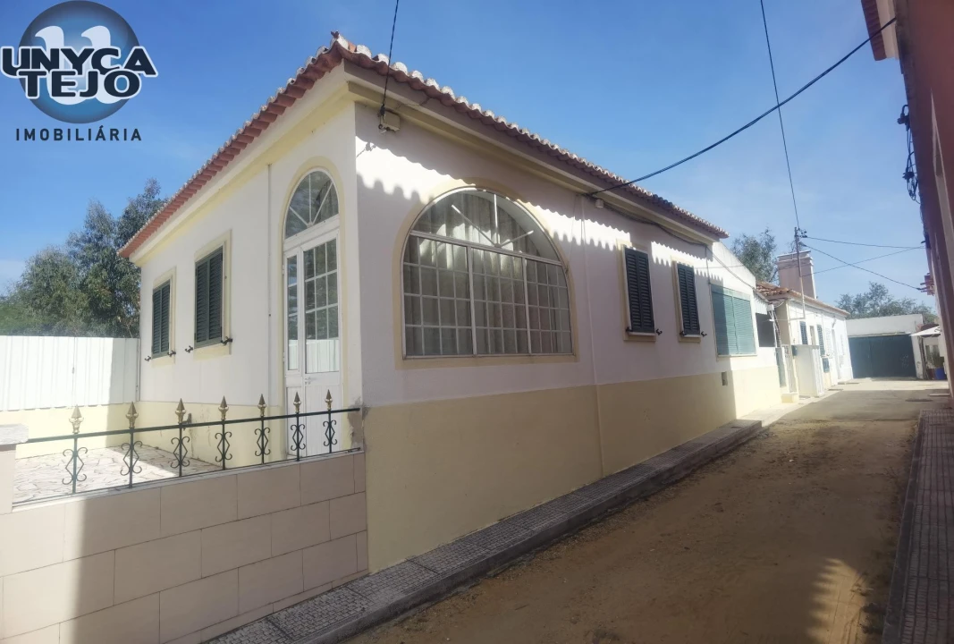 Moradia T3 para Venda em Seixal, Arrentela e Aldeia de Paio Pires Foto 24