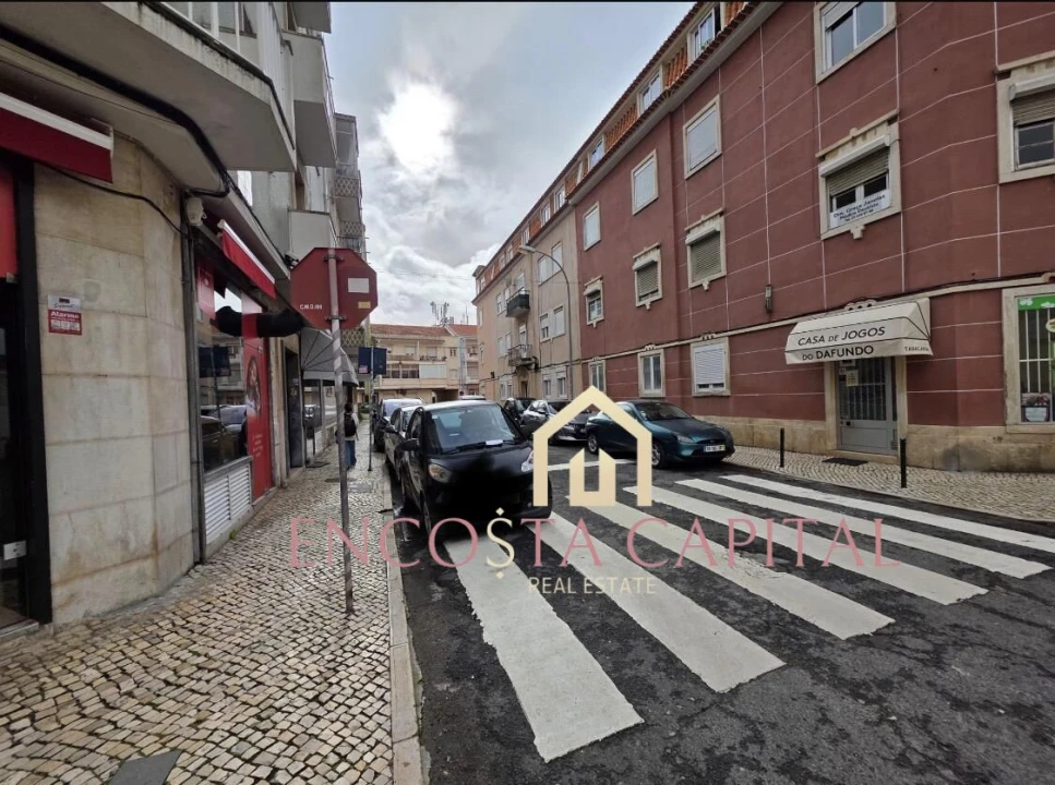 Apartamento T1 para Venda em Oeiras e São Julião da Barra, Paço de Arcos e Caxias Foto 28