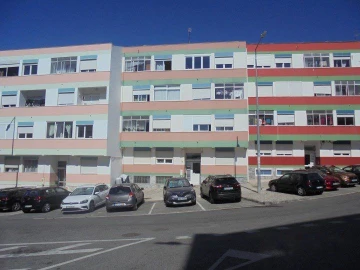 Apartamento T1 para Venda em Rio de Mouro